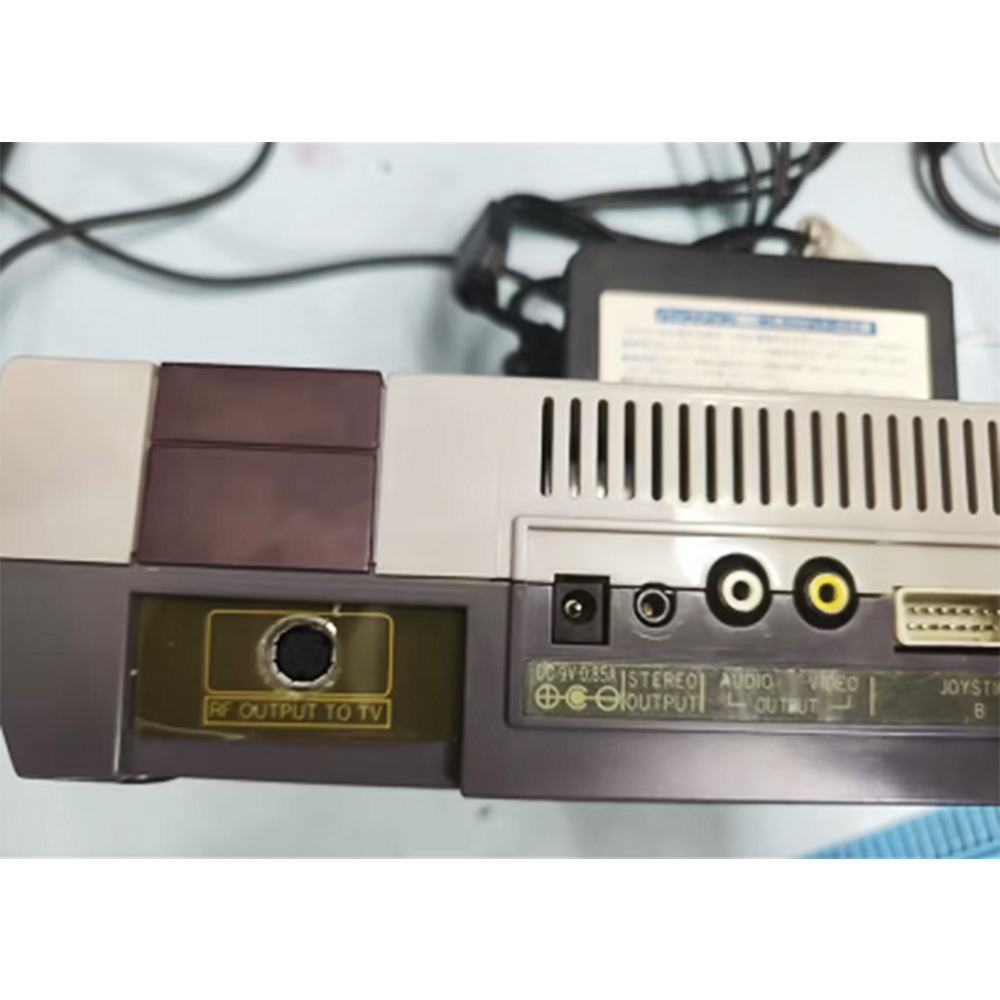 Console de jeu rétro NESRGB, k - Retro Gaming Expo avis et prix