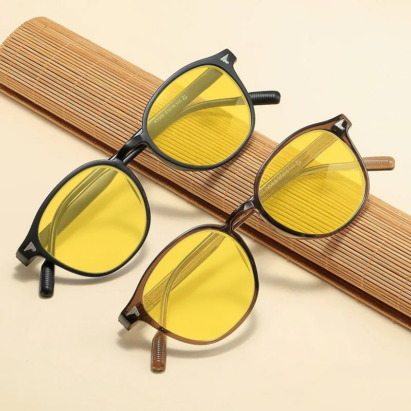 Lunettes de soleil rétro carré - Retro Gaming Projector avis et prix